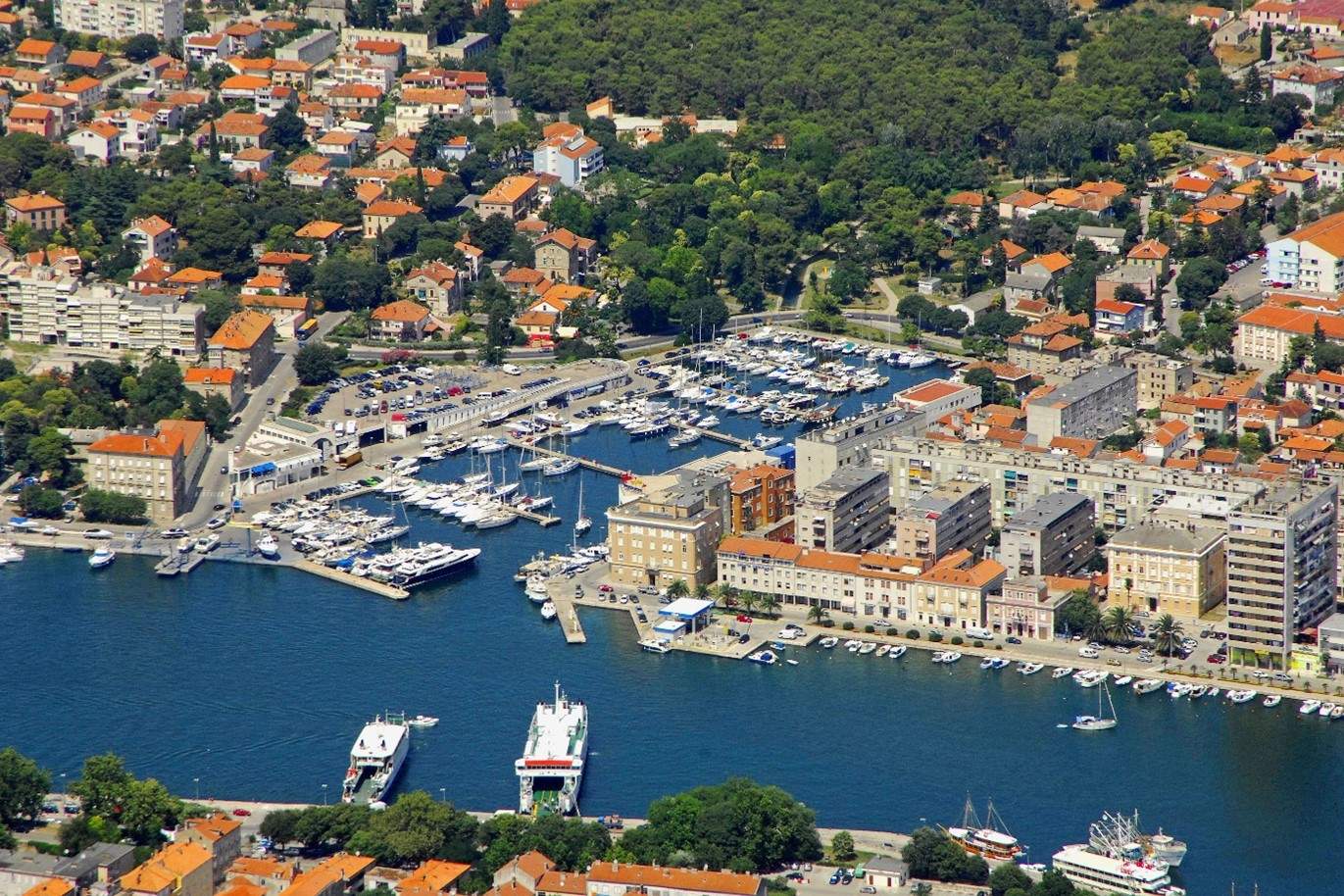 Why Is Marina Zadar the Best Starting Point For Chartering A Boat?