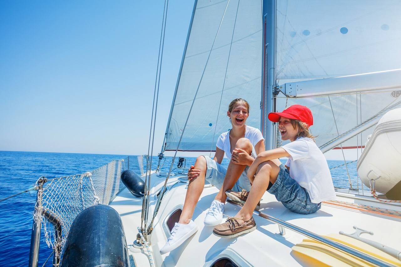 Kids love sailing!